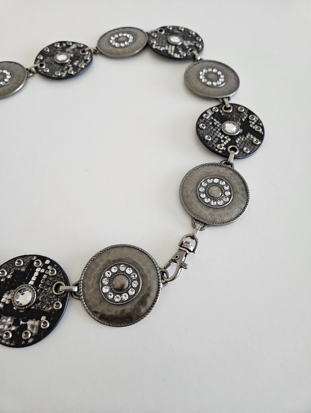 Medallion Chain Belt Westwern Gunmetal Silver Snakeskin Embellished Y2K Retro - Picture 4 of 5